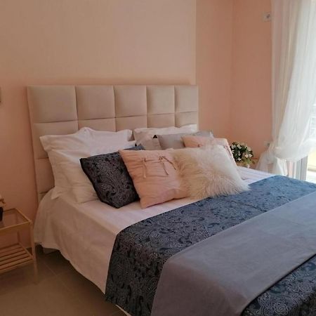 Marianna'S Luxury Apartment Σαράντα Εξωτερικό φωτογραφία